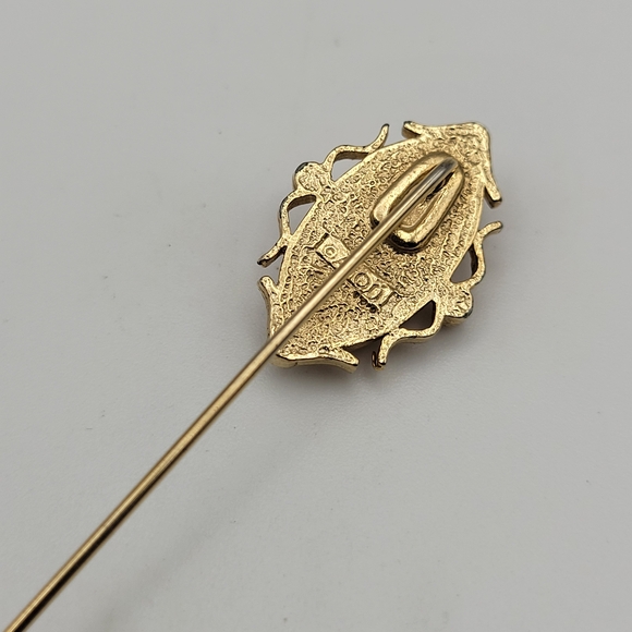 Elegant Avon Cameo Stick Pin with Gold and Seed Pearls Accents - Picture 10 of 11